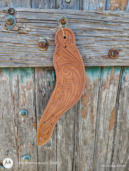 Tooled Dove wing spur straps